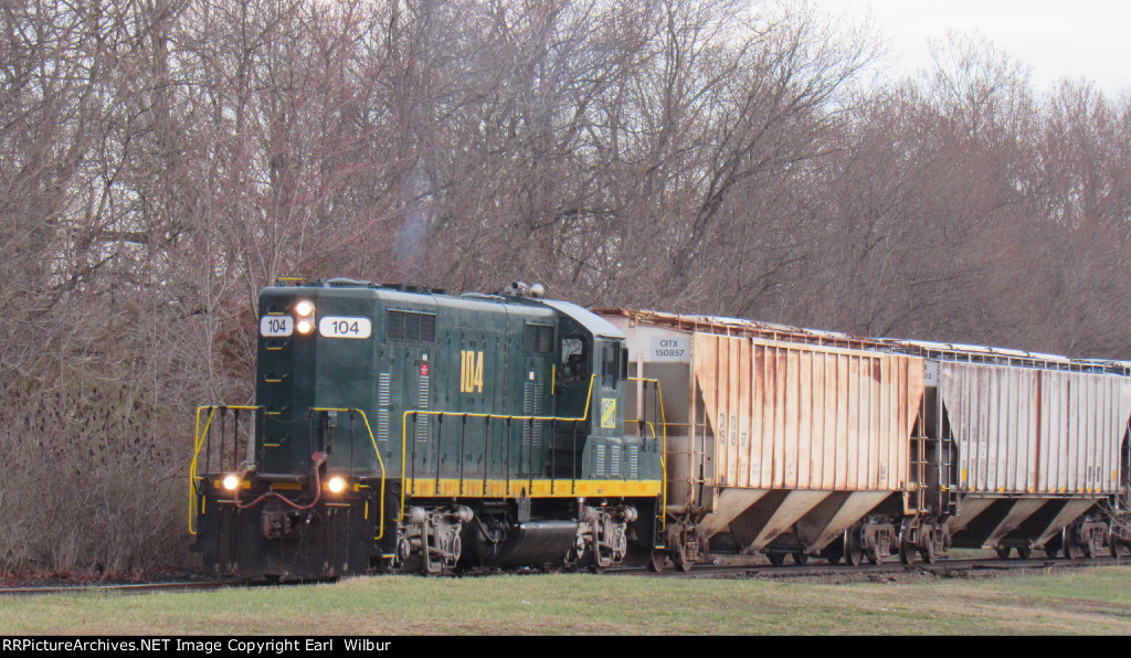 Ohio South Central Railroad (OSCR) 104